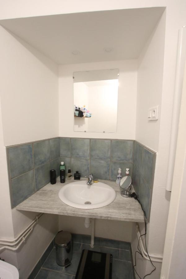 Super Appartement Avec Belle Luminosite En Plein Centre Ville De Sisteron Eksteriør bilde